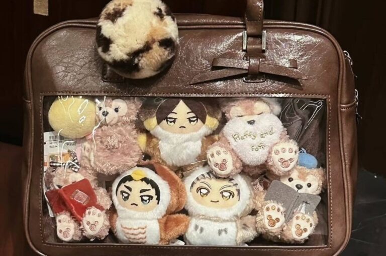 Shop Ita Bags from Japan via Rakufun Proxy Service.