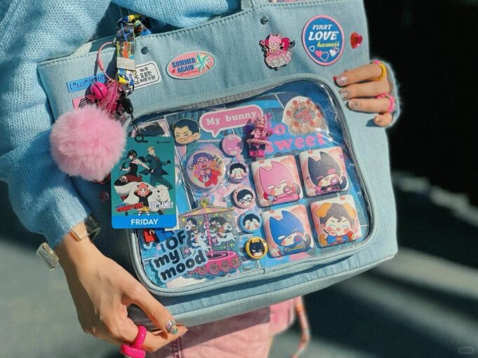 Shop Ita Bags from Japan via Rakufun Proxy Service.